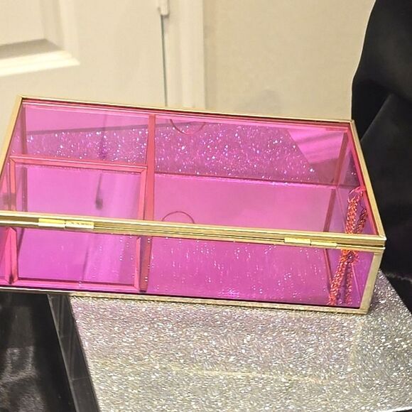 Curios Pink & Gold Mirrored Jewelry Organizer - Picture 10 of 10